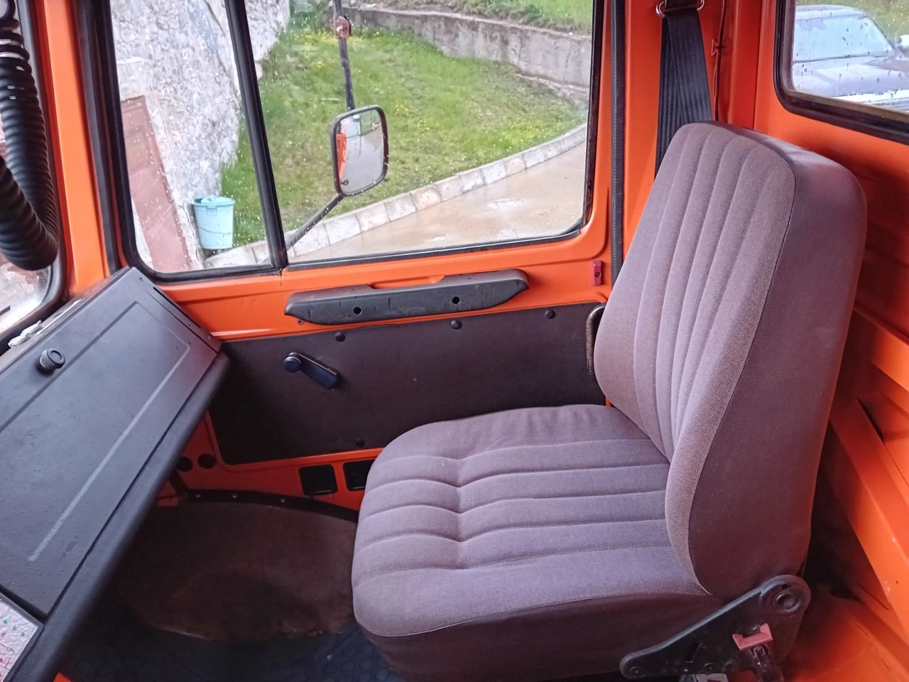 리스  Mercedes-Benz UNIMOG U1500, 4х4, Самосвал Mercedes-Benz UNIMOG U1500, 4х4, Самосвал : 사진 13