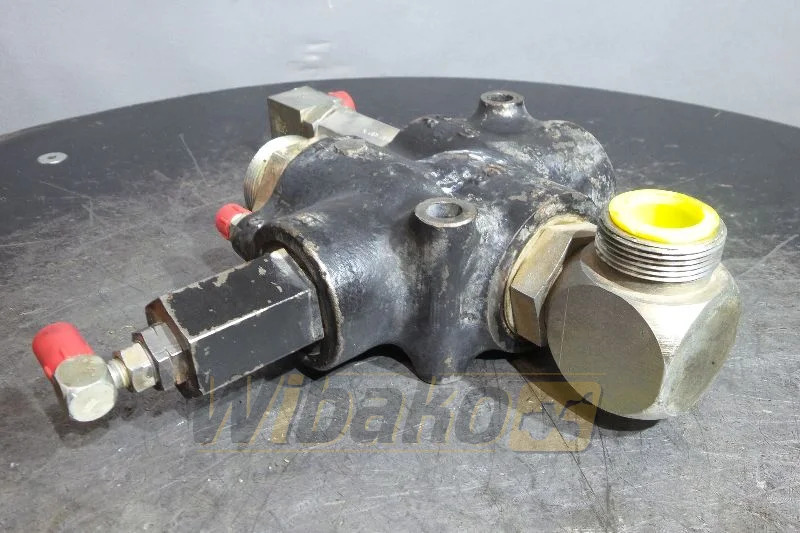 Case 921C - 유압 밸브 건설기계 용 : 사진 1 Case 921C - 유압 밸브 건설기계 용 : 사진 1