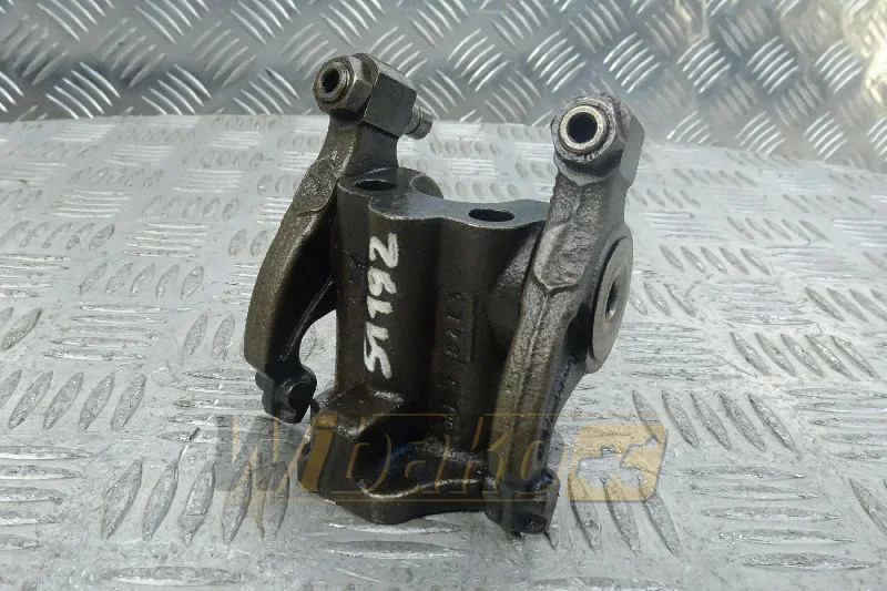 Deutz 04515734 - 실린더 헤드 건설기계 용 : 사진 1 Deutz 04515734 - 실린더 헤드 건설기계 용 : 사진 1