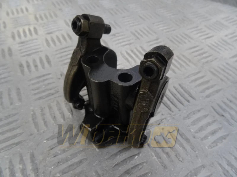 Deutz 04515734 - 실린더 헤드 건설기계 용 : 사진 1 Deutz 04515734 - 실린더 헤드 건설기계 용 : 사진 1