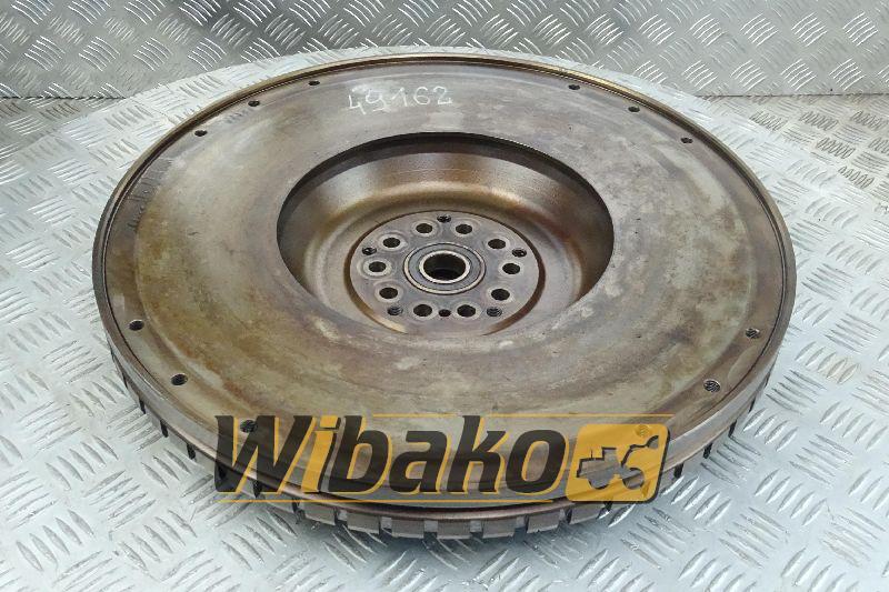 Flywheel Deutz/Volvo TCD2013/D5F 04910232 - 플라이휠 건설기계 용 : 사진 1 Flywheel Deutz/Volvo TCD2013/D5F 04910232 - 플라이휠 건설기계 용 : 사진 1