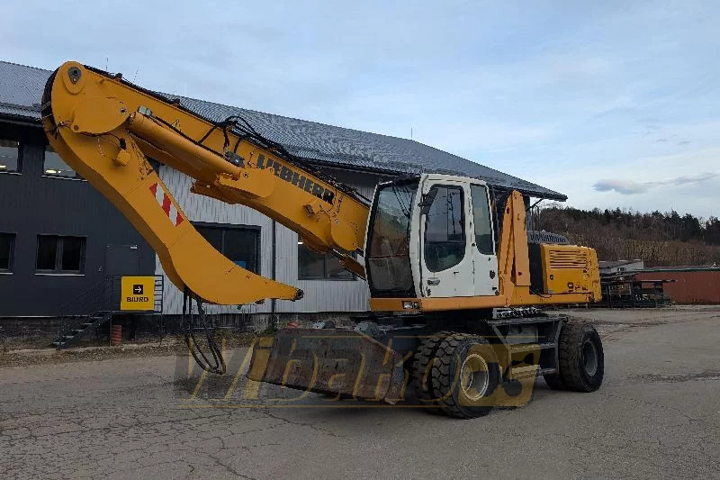 Liebherr A924C - 폐기물/ 산업 처리기 : 사진 1 Liebherr A924C - 폐기물/ 산업 처리기 : 사진 1