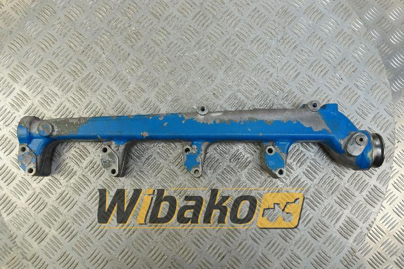 Water mainfold Liebherr 9269799 - 흡입 매니폴드 건설기계 용 : 사진 1 Water mainfold Liebherr 9269799 - 흡입 매니폴드 건설기계 용 : 사진 1