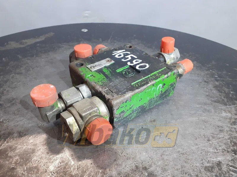 ZF 7730900117 - 유압 밸브 건설기계 용 : 사진 3 ZF 7730900117 - 유압 밸브 건설기계 용 : 사진 3