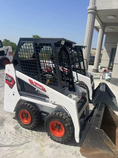 BOBCAT S70 - 스키드 스티어 로더 : 사진 5 BOBCAT S70 - 스키드 스티어 로더 : 사진 5