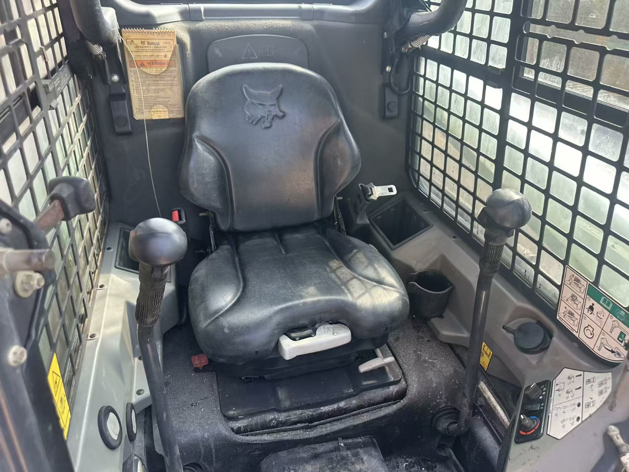 BOBCAT s550 - 휠 로더 : 사진 2 BOBCAT s550 - 휠 로더 : 사진 2