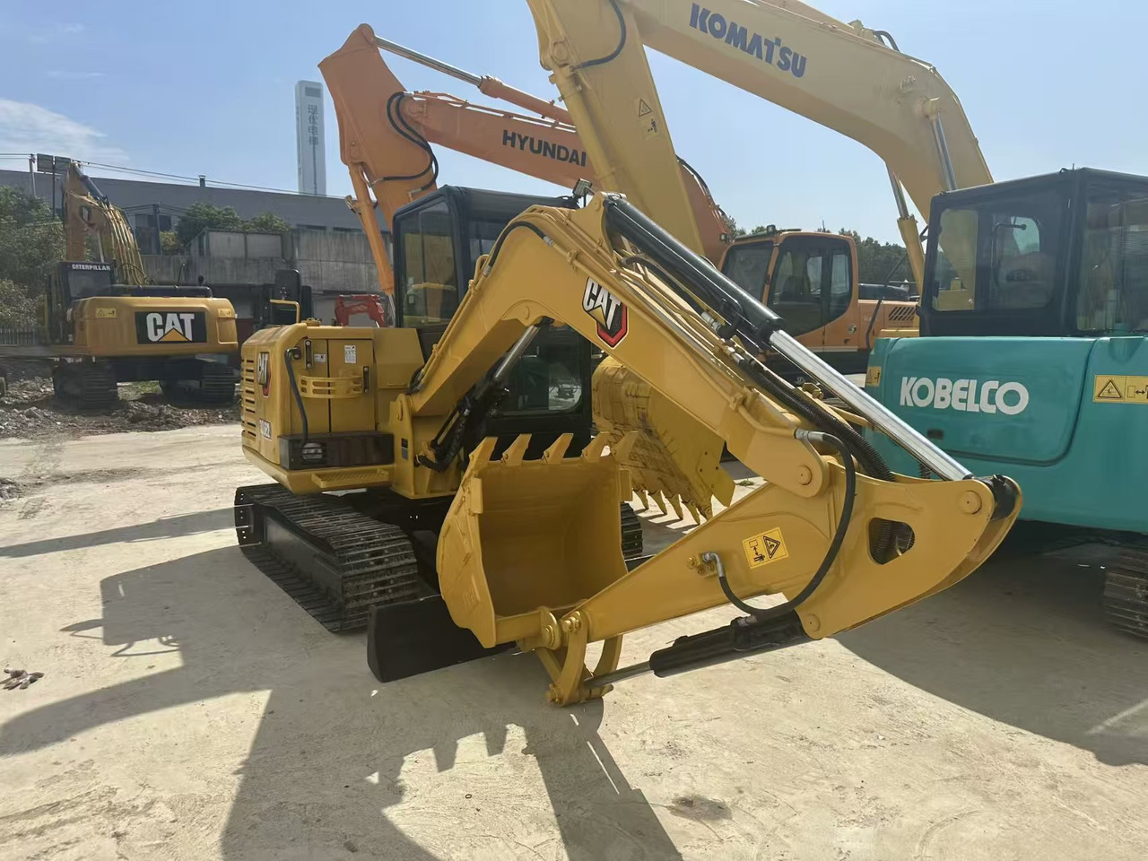 CATERPILLAR 306E2 - 크롤러 굴삭기 : 사진 4 CATERPILLAR 306E2 - 크롤러 굴삭기 : 사진 4