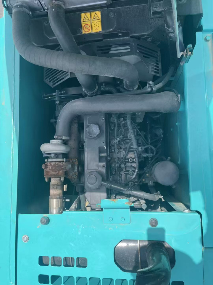 KOBELCO sk130lc - 크롤러 굴삭기 : 사진 3 KOBELCO sk130lc - 크롤러 굴삭기 : 사진 3