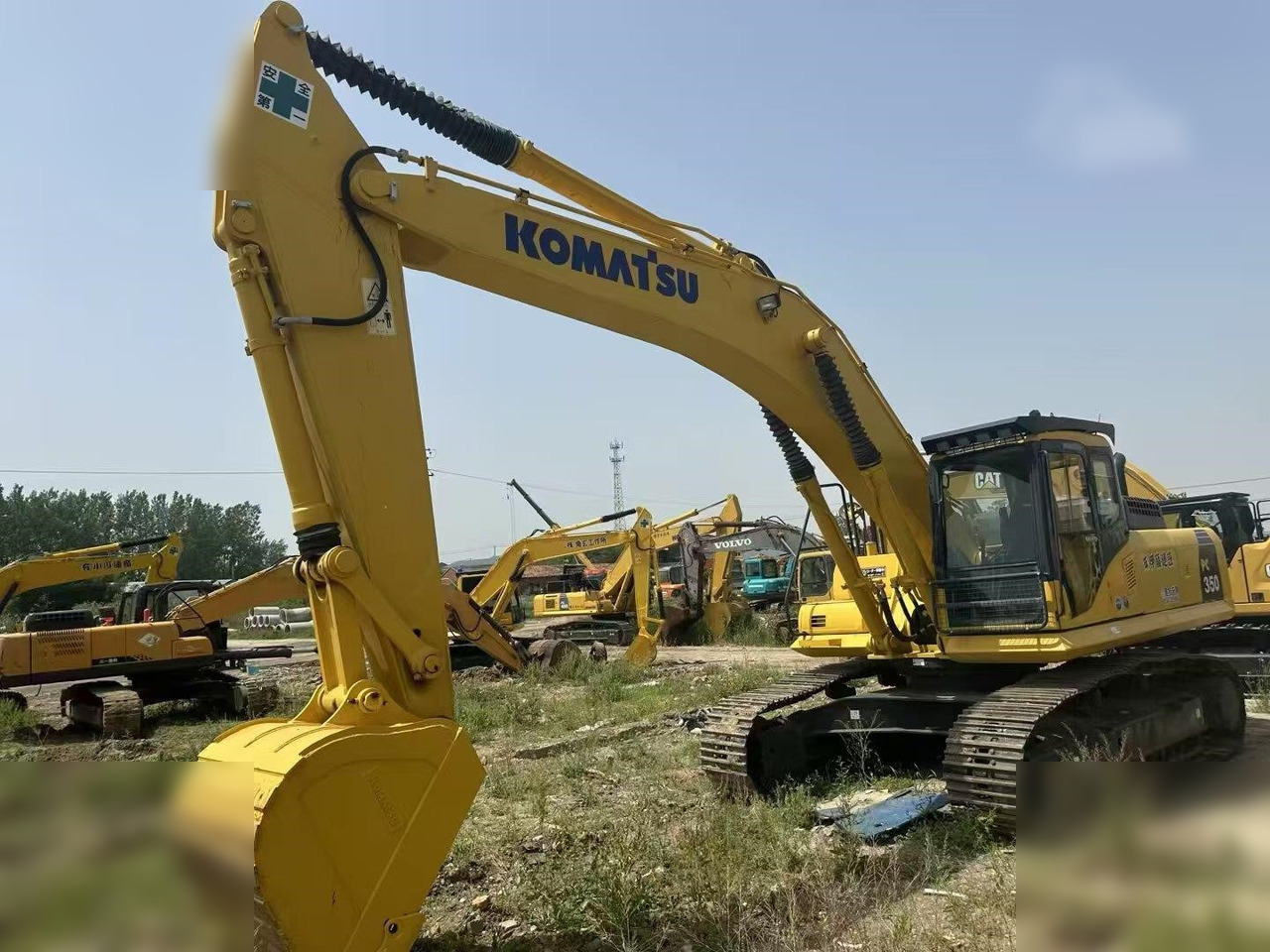 KOMATSU PC350 - 크롤러 굴삭기 : 사진 1 KOMATSU PC350 - 크롤러 굴삭기 : 사진 1