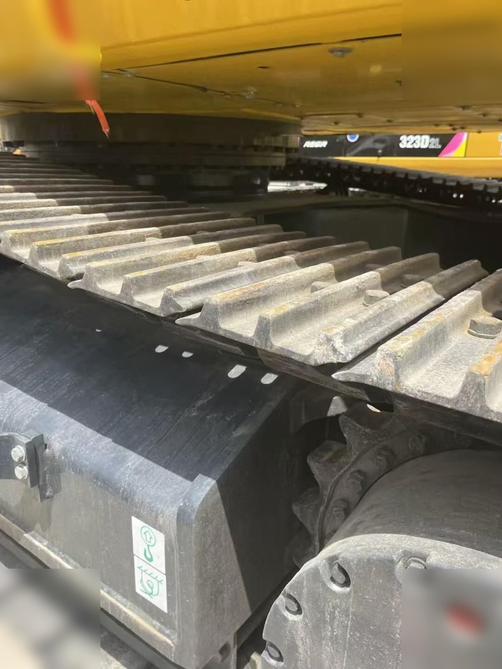 크롤러 굴삭기 KOMATSU PC400 LC-8 : 사진 17