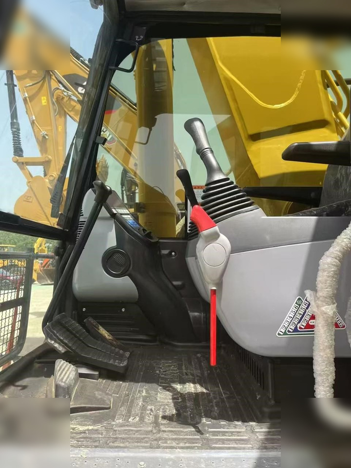 크롤러 굴삭기 KOMATSU PC400 LC-8 : 사진 14