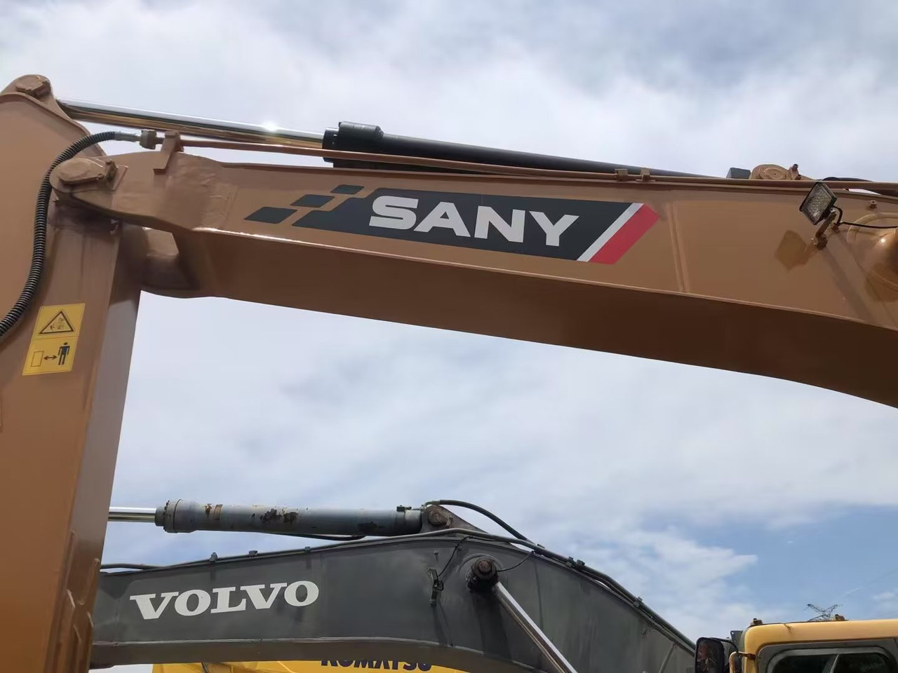 SANY SY365H - 크롤러 굴삭기 : 사진 4 SANY SY365H - 크롤러 굴삭기 : 사진 4