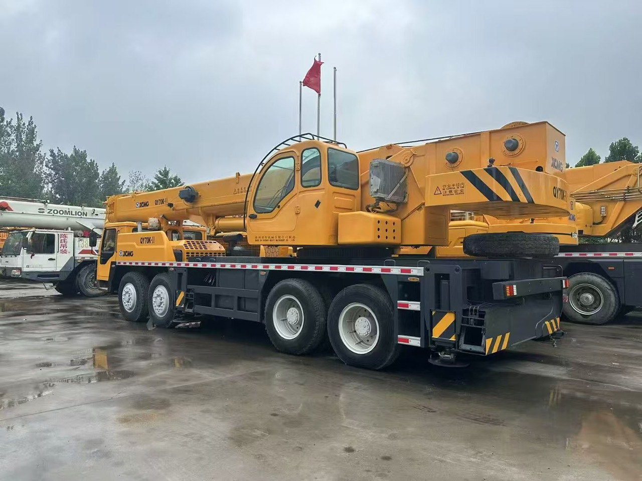 XCMG 70-TON - 모바일 크레인 : 사진 5 XCMG 70-TON - 모바일 크레인 : 사진 5
