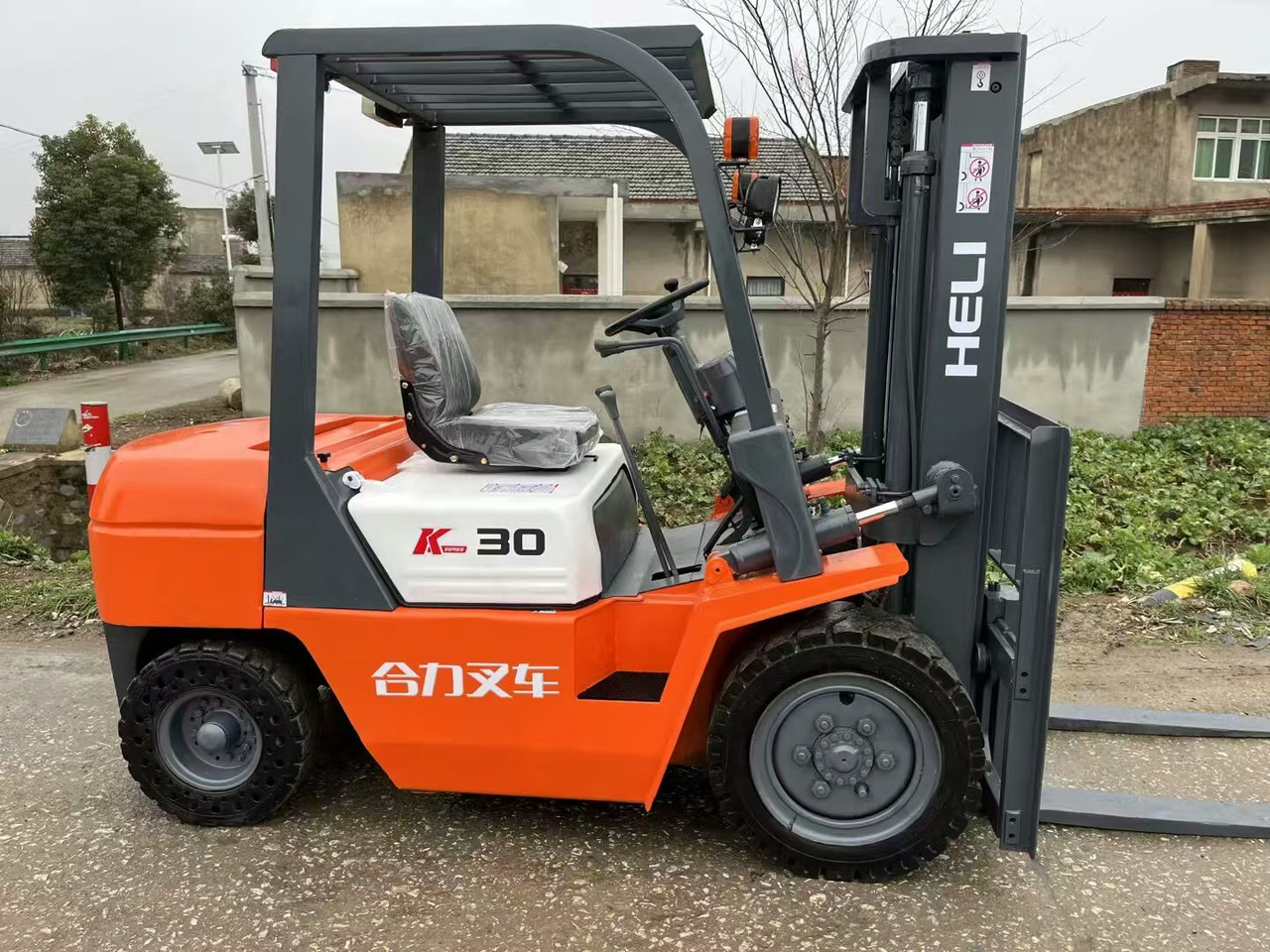 Heli 3-ton - 수직 마스트 리프트 : 사진 2 Heli 3-ton - 수직 마스트 리프트 : 사진 2