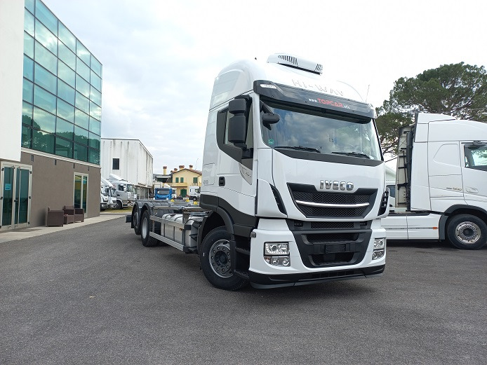 IVECO AS260S48 - 캡 새시 트럭 : 사진 5 IVECO AS260S48 - 캡 새시 트럭 : 사진 5