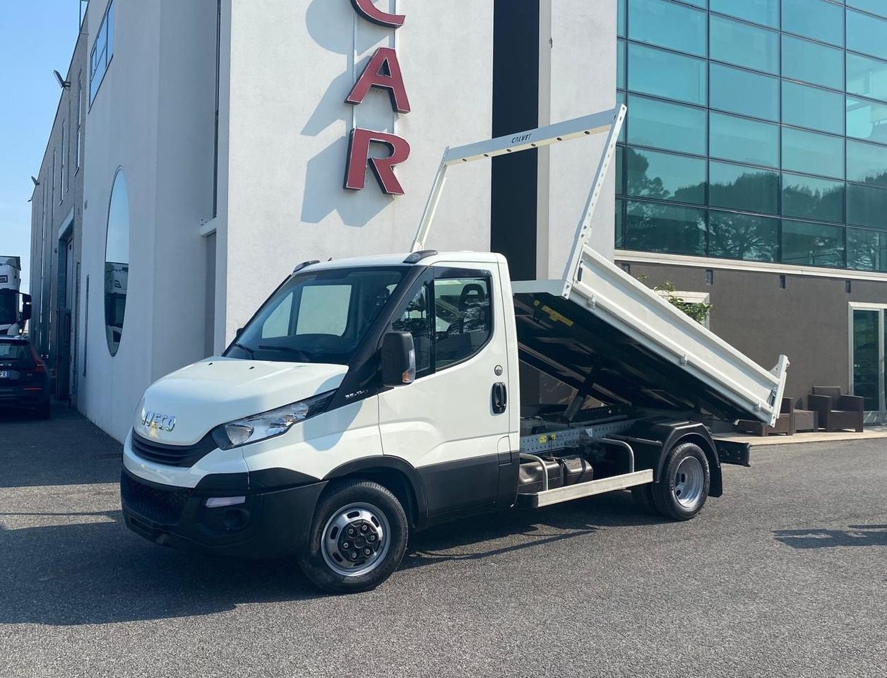 IVECO DAILY 35C12 - 덤프 밴 : 사진 1 IVECO DAILY 35C12 - 덤프 밴 : 사진 1