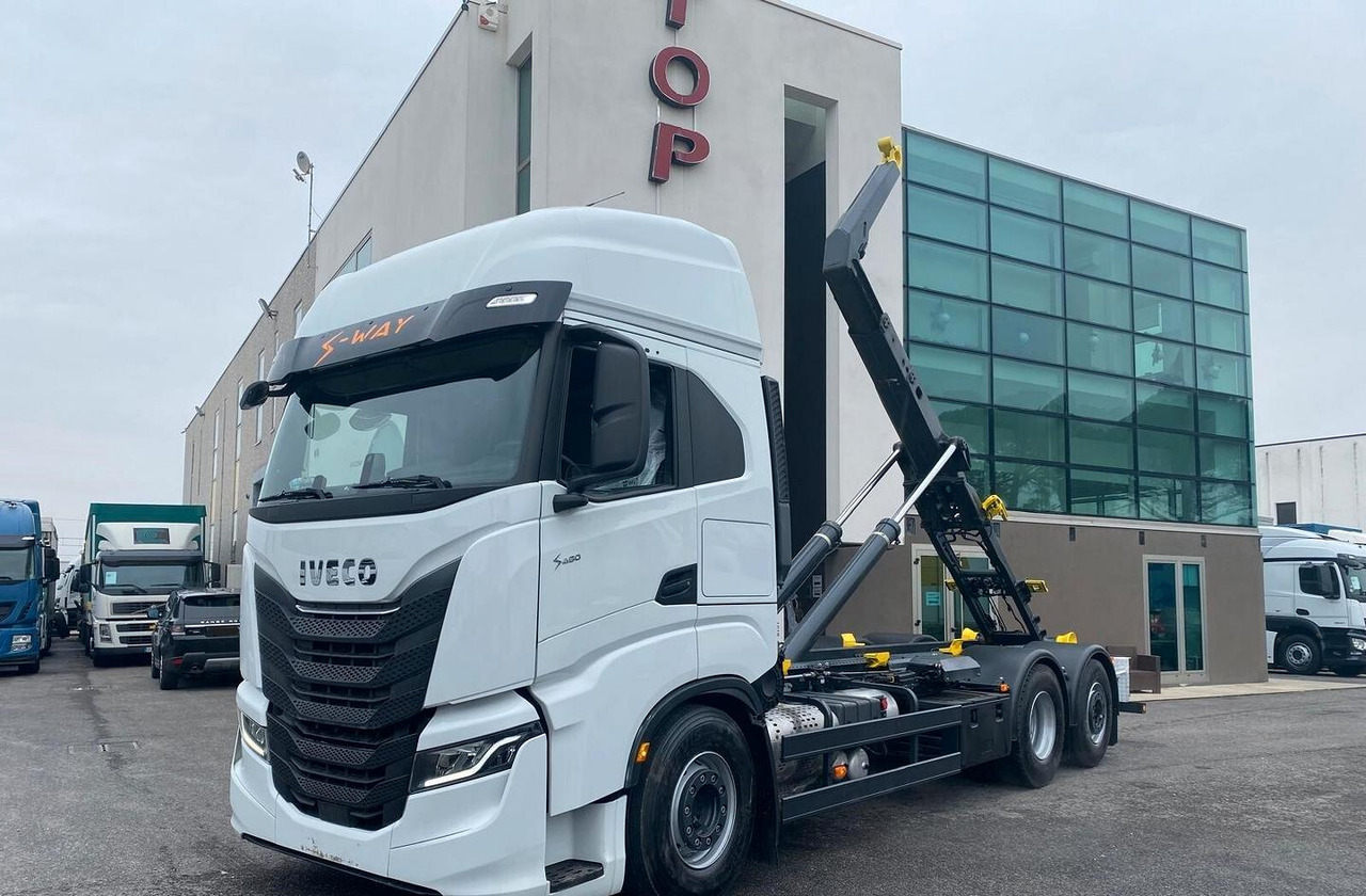 IVECO S-WAY 480 SCARRABILE FULL PNEUMATIC EURO 6 - 후크 리프트 트럭 : 사진 2 IVECO S-WAY 480 SCARRABILE FULL PNEUMATIC EURO 6 - 후크 리프트 트럭 : 사진 2