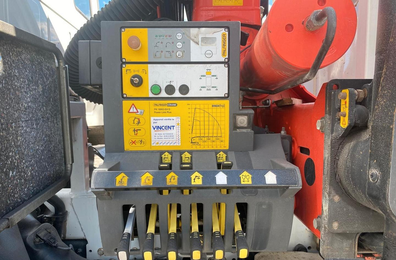 IVECO STRALIS AD260S36 CASSONE FISSO E GRU - 드롭사이드/ 플랫베드 트럭, 크레인 트럭 : 사진 4 IVECO STRALIS AD260S36 CASSONE FISSO E GRU - 드롭사이드/ 플랫베드 트럭, 크레인 트럭 : 사진 4