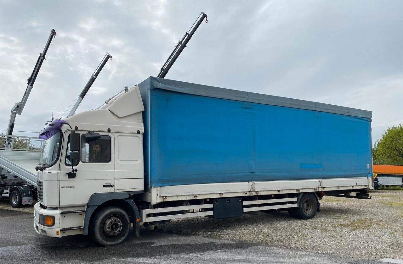 MAN 13.255 CASSONE CENTINATO 2 ASSI - 커튼사이더 트럭 : 사진 2 MAN 13.255 CASSONE CENTINATO 2 ASSI - 커튼사이더 트럭 : 사진 2