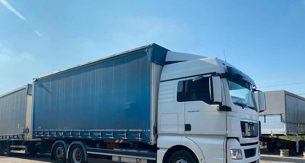 MAN TGX 26.440 CASSONE CENTINATO 3 ASSI - 커튼사이더 트럭 : 사진 1 MAN TGX 26.440 CASSONE CENTINATO 3 ASSI - 커튼사이더 트럭 : 사진 1