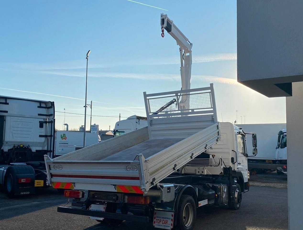 MERCEDES 816 ATEGO CASSONE RIBALTABILE E GRU - 덤프트럭, 크레인 트럭 : 사진 5 MERCEDES 816 ATEGO CASSONE RIBALTABILE E GRU - 덤프트럭, 크레인 트럭 : 사진 5