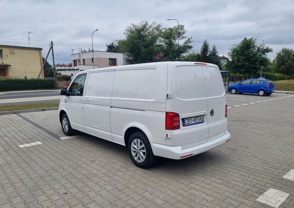 Volkswagen Transporter - 소형 밴 : 사진 5 Volkswagen Transporter - 소형 밴 : 사진 5