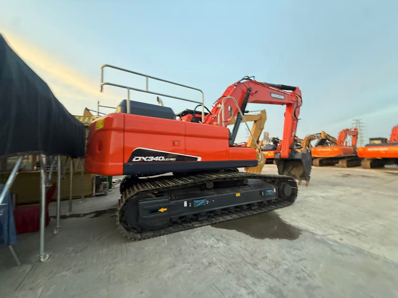 DOOSAN DOOSAN DX340 Crawler excavator for sale good quality for sale at low price - 크롤러 굴삭기 : 사진 4 DOOSAN DOOSAN DX340 Crawler excavator for sale good quality for sale at low price - 크롤러 굴삭기 : 사진 4