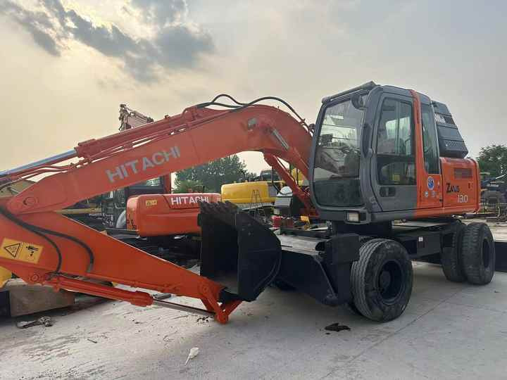 Hot Sale! Used Hitachi ZX130 Wheel Excavator |Excellent Condition| Best Price | Perfect for Construction & Road Projects - 휠 굴삭기 : 사진 5 Hot Sale! Used Hitachi ZX130 Wheel Excavator |Excellent Condition| Best Price | Perfect for Construction & Road Projects - 휠 굴삭기 : 사진 5