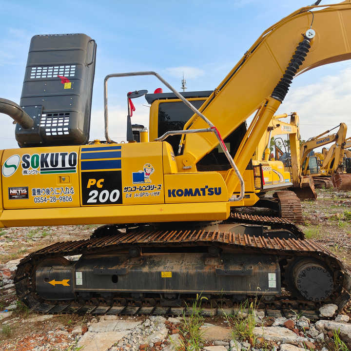 Komatsu PC 200 - 크롤러 굴삭기 : 사진 1 Komatsu PC 200 - 크롤러 굴삭기 : 사진 1
