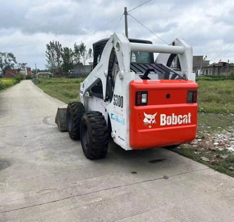 USED BOBCAT S300 Skid-steer Loader with Very Good Performance Is for Sale at a Low Price. S160/s185/s220/330 in Stock - 스키드 스티어 로더 : 사진 4 USED BOBCAT S300 Skid-steer Loader with Very Good Performance Is for Sale at a Low Price. S160/s185/s220/330 in Stock - 스키드 스티어 로더 : 사진 4