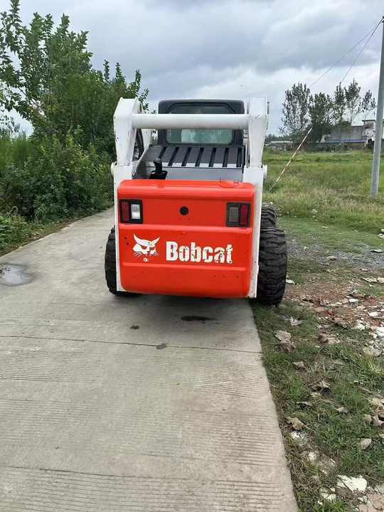 USED BOBCAT S300 Skid-steer Loader with Very Good Performance Is for Sale at a Low Price. S160/s185/s220/330 in Stock - 스키드 스티어 로더 : 사진 3 USED BOBCAT S300 Skid-steer Loader with Very Good Performance Is for Sale at a Low Price. S160/s185/s220/330 in Stock - 스키드 스티어 로더 : 사진 3