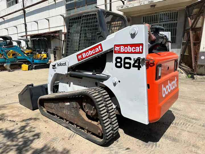 Used Heavy Construction Equipment Crawler bobcat T864 Second Hand Smaller Skid Steers Used Machine for Sale - 스키드 스티어 로더 : 사진 4 Used Heavy Construction Equipment Crawler bobcat T864 Second Hand Smaller Skid Steers Used Machine for Sale - 스키드 스티어 로더 : 사진 4