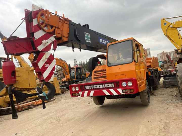 Used Heavy Construction Equipment kato 25 Tons Second Hand Mobile Crane Used Machine Hot Sale - 모바일 크레인 : 사진 5 Used Heavy Construction Equipment kato 25 Tons Second Hand Mobile Crane Used Machine Hot Sale - 모바일 크레인 : 사진 5