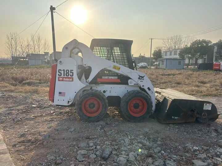 Used bobcat s185 skid steer loader on sale 100% excellent condition bobcat brand s185 s300 s550 s16 s18 skid steer sale - 스키드 스티어 로더 : 사진 3 Used bobcat s185 skid steer loader on sale 100% excellent condition bobcat brand s185 s300 s550 s16 s18 skid steer sale - 스키드 스티어 로더 : 사진 3