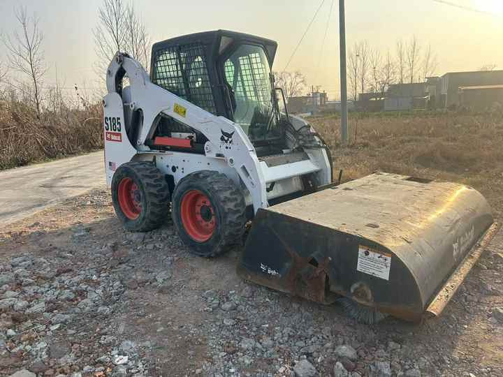 Used bobcat s185 skid steer loader on sale 100% excellent condition bobcat brand s185 s300 s550 s16 s18 skid steer sale - 스키드 스티어 로더 : 사진 4 Used bobcat s185 skid steer loader on sale 100% excellent condition bobcat brand s185 s300 s550 s16 s18 skid steer sale - 스키드 스티어 로더 : 사진 4