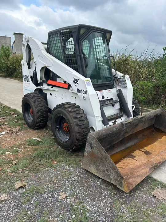 Very Good Machine Used Skid Wheel Loader Bobcat S300 for Sale - 스키드 스티어 로더 : 사진 5 Very Good Machine Used Skid Wheel Loader Bobcat S300 for Sale - 스키드 스티어 로더 : 사진 5