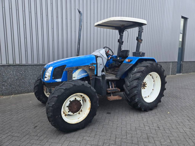 New Holland TL 90 A - 장궤형 트랙터 : 사진 1 New Holland TL 90 A - 장궤형 트랙터 : 사진 1
