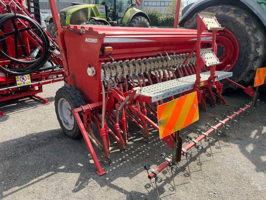Accord M DRILL PRO - 정밀 파종기 : 사진 1 Accord M DRILL PRO - 정밀 파종기 : 사진 1