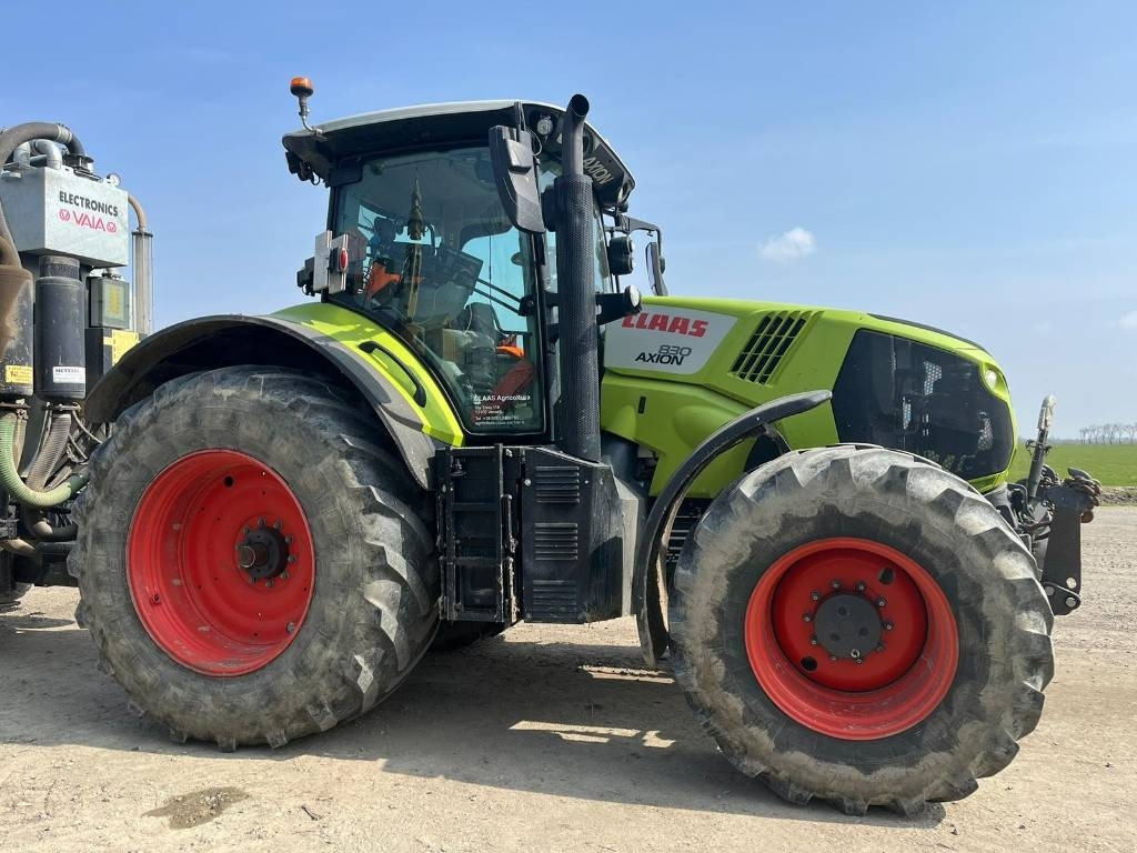 Claas Axion 830 - 장궤형 트랙터 : 사진 1 Claas Axion 830 - 장궤형 트랙터 : 사진 1