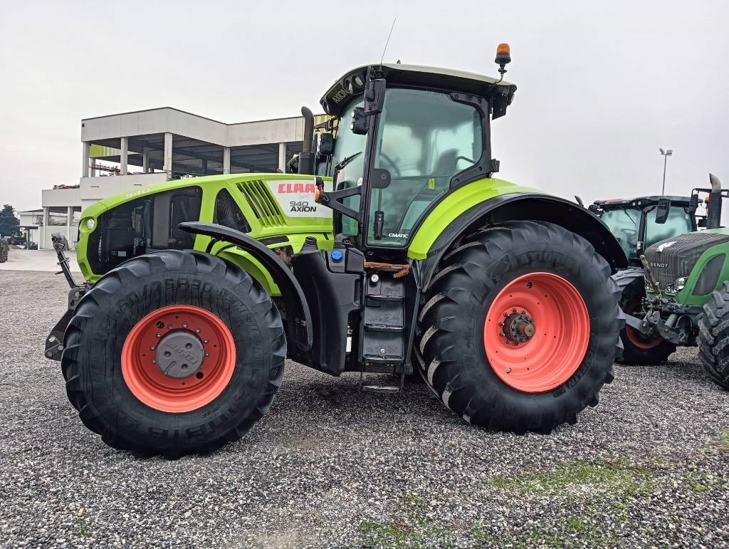 Claas Axion 940 Cmatic - 장궤형 트랙터 : 사진 3 Claas Axion 940 Cmatic - 장궤형 트랙터 : 사진 3