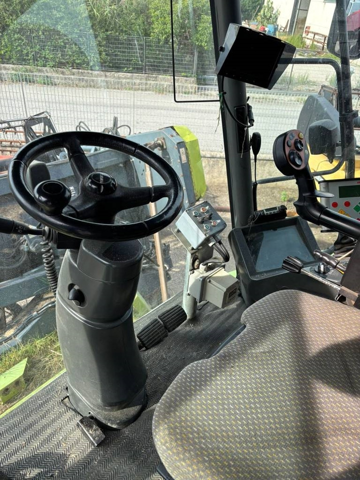 Claas Lexion 530 Montana - 목초수확기 : 사진 2 Claas Lexion 530 Montana - 목초수확기 : 사진 2