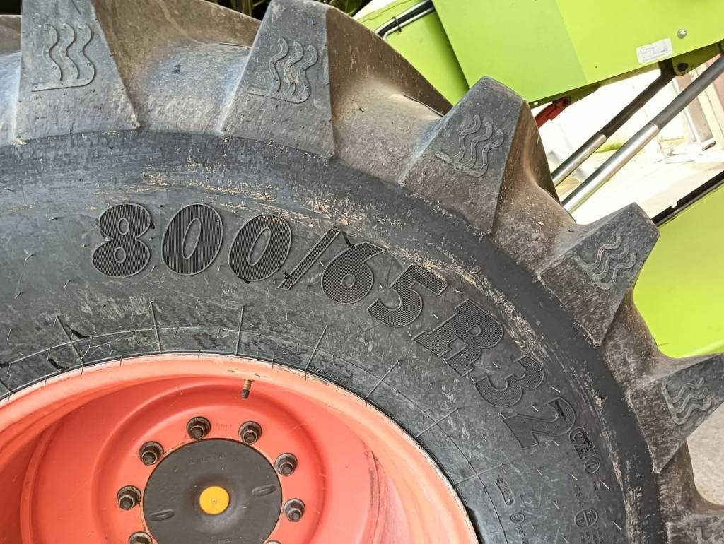 목초수확기 Claas Lexion 570 : 사진 7 목초수확기 Claas Lexion 570 : 사진 7