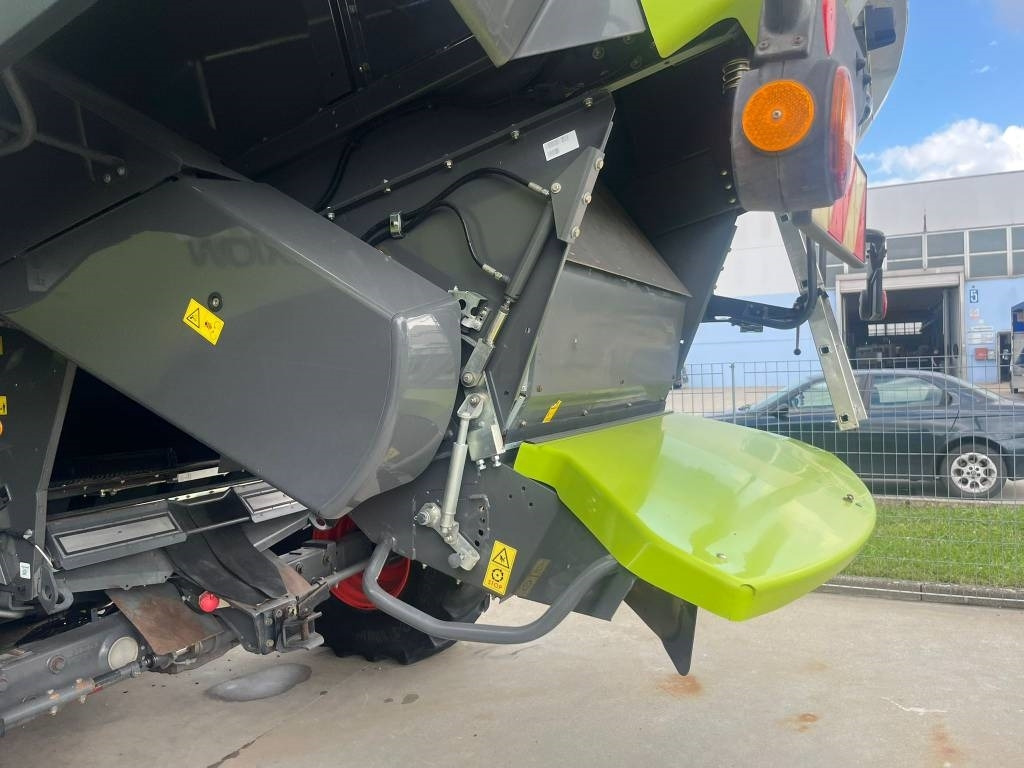 리스 Claas Lexion 760 TT Claas Lexion 760 TT : 사진 9 리스 Claas Lexion 760 TT Claas Lexion 760 TT : 사진 9