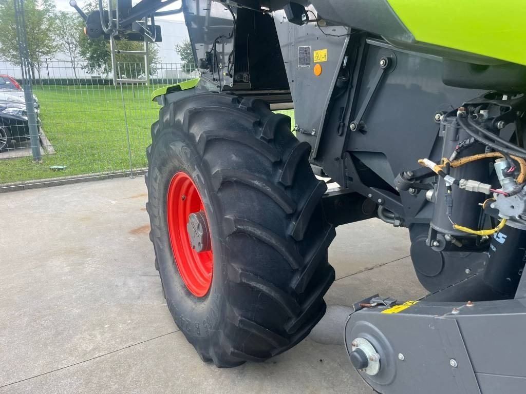 리스 Claas Lexion 760 TT Claas Lexion 760 TT : 사진 21 리스 Claas Lexion 760 TT Claas Lexion 760 TT : 사진 21