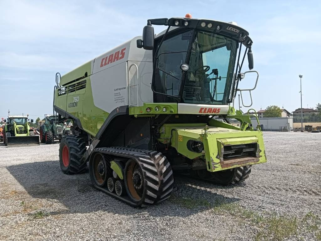 Claas Lexion 760 TT  - 목초수확기 : 사진 1 Claas Lexion 760 TT  - 목초수확기 : 사진 1