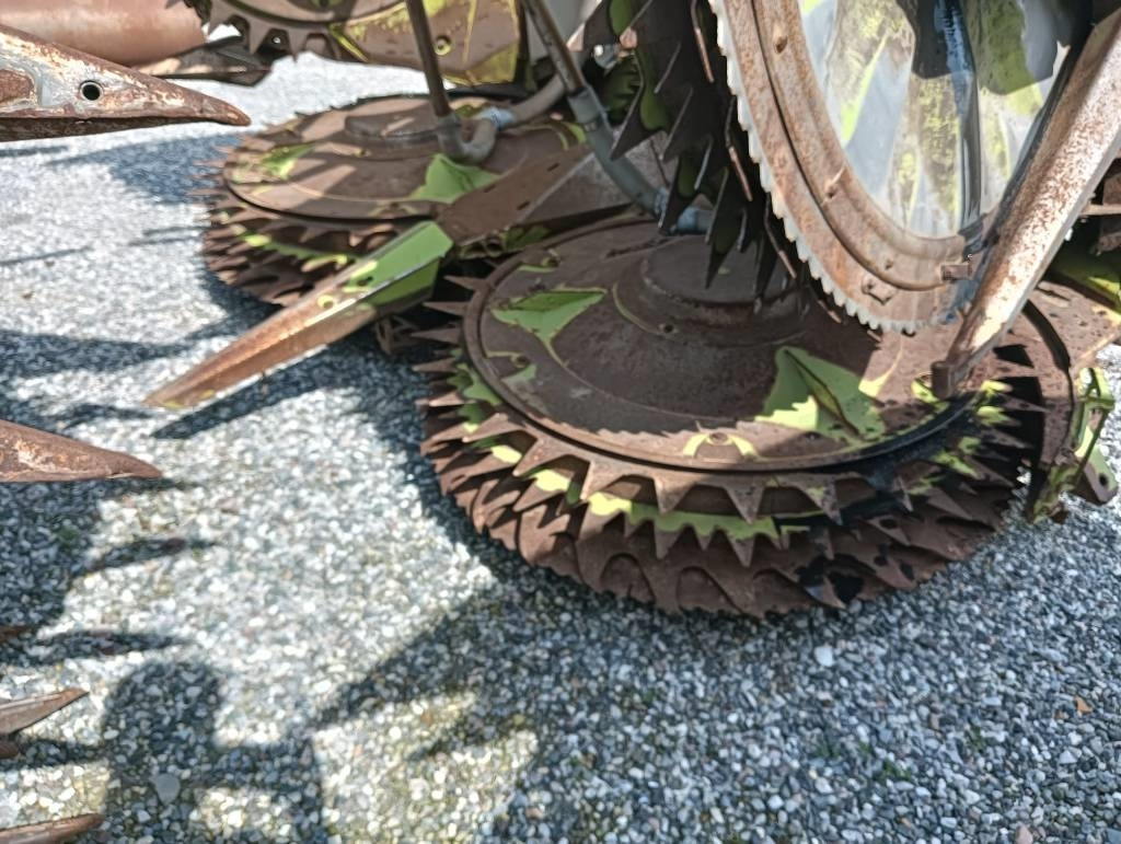 Claas Orbis 600 - 견인식 목초수확기 : 사진 4 Claas Orbis 600 - 견인식 목초수확기 : 사진 4