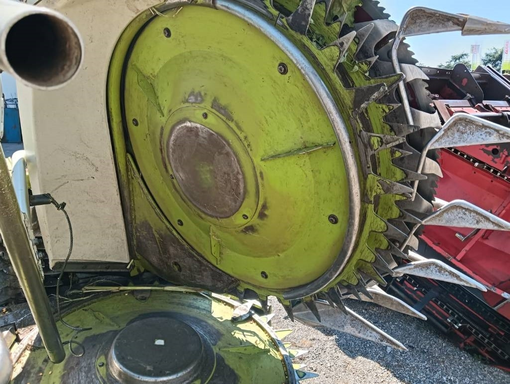 Claas Orbis 600 - 건초 및 목초 장비 : 사진 3 Claas Orbis 600 - 건초 및 목초 장비 : 사진 3