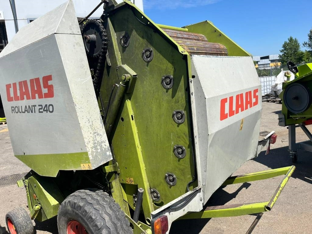 Claas Rollant 240 - 원형 베일러 : 사진 3 Claas Rollant 240 - 원형 베일러 : 사진 3
