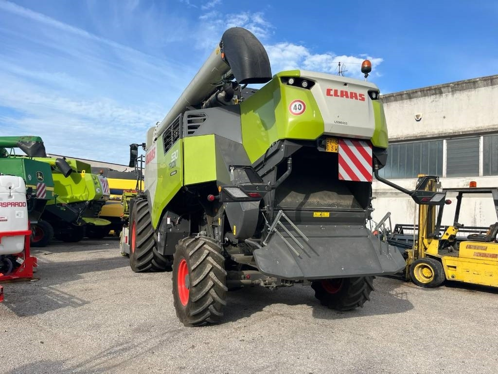 Claas TRION 530 MONTANA - 목초수확기 : 사진 2 Claas TRION 530 MONTANA - 목초수확기 : 사진 2