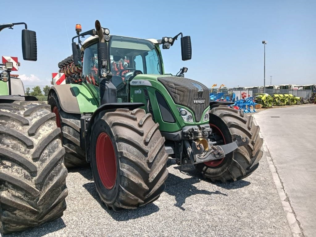 Fendt 718 Vario - 장궤형 트랙터 : 사진 1 Fendt 718 Vario - 장궤형 트랙터 : 사진 1